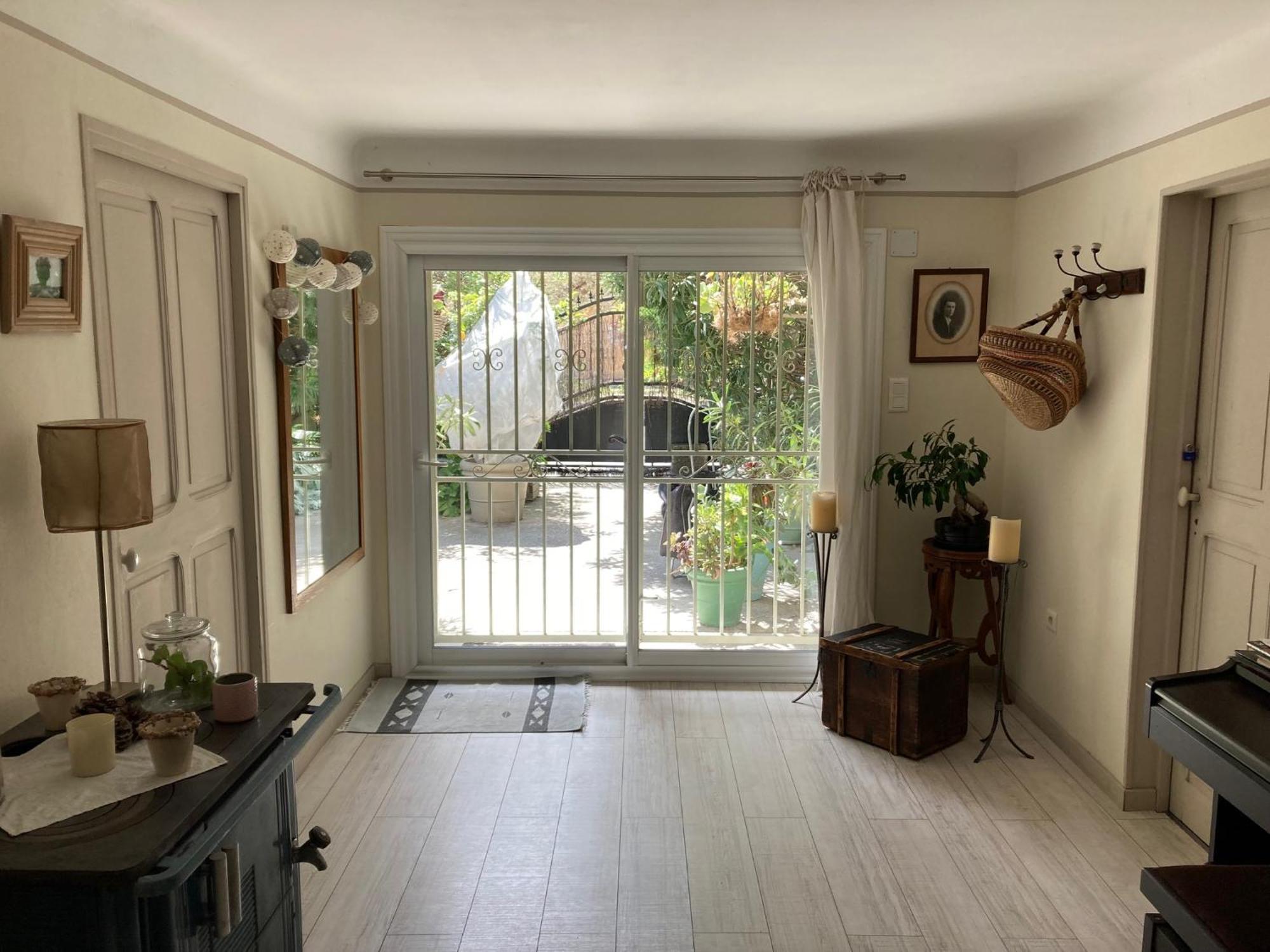 Privatunterkunft Complet Ou 2 De Charme En Centre-ville Arles